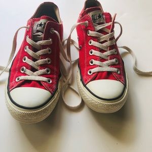 Converse low tops